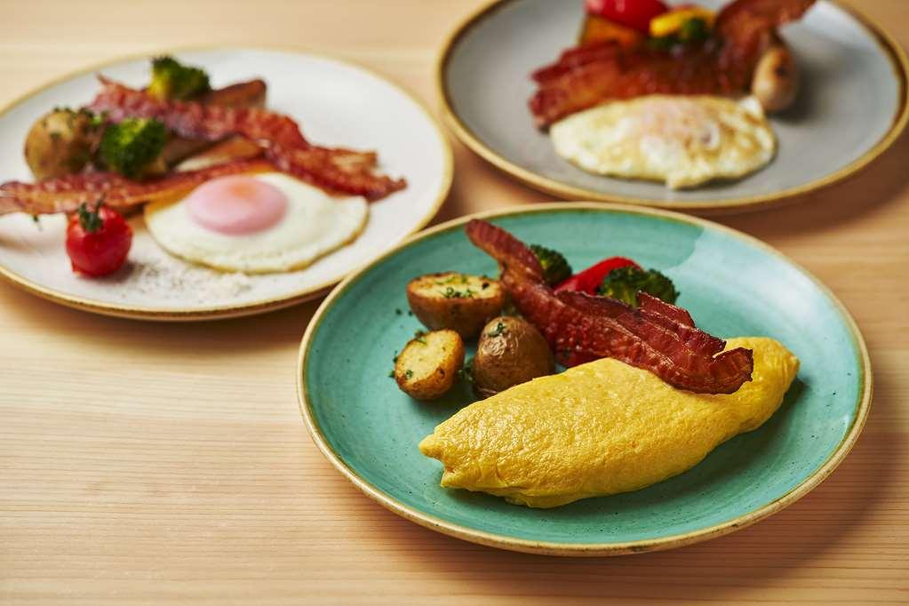 Doubletree By Hilton Kyoto Higashiyama Hotell Restaurant bilde